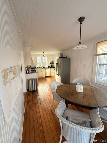 8 Tyler Avenue, Branford, CT 06405