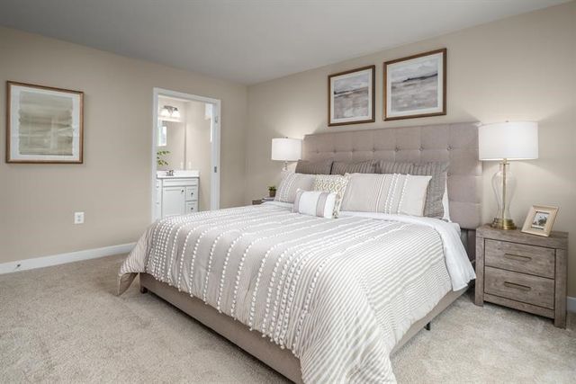 5111 Bentgrass Drive, Hempfield Twp, PA 15601