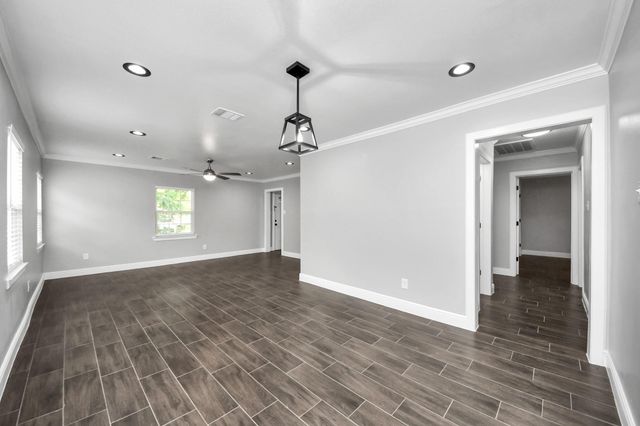 135 Rustic Drive, Pasadena, TX 77502