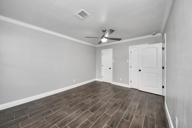 135 Rustic Drive, Pasadena, TX 77502