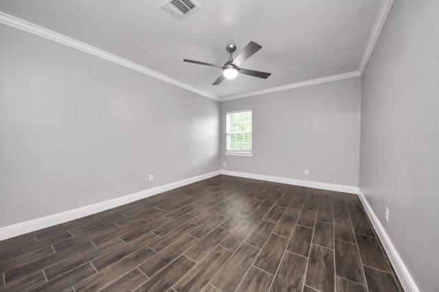 135 Rustic Drive, Pasadena, TX 77502