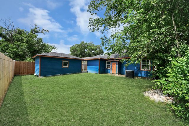 135 Rustic Drive, Pasadena, TX 77502