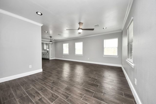 135 Rustic Drive, Pasadena, TX 77502