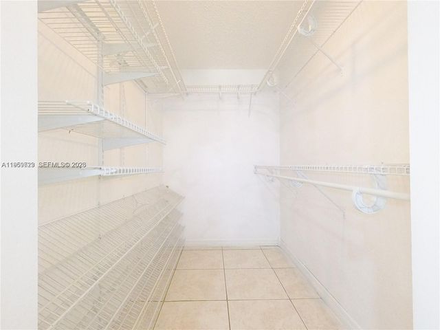 8600 SW 149th Ave 612, Miami, FL 33193