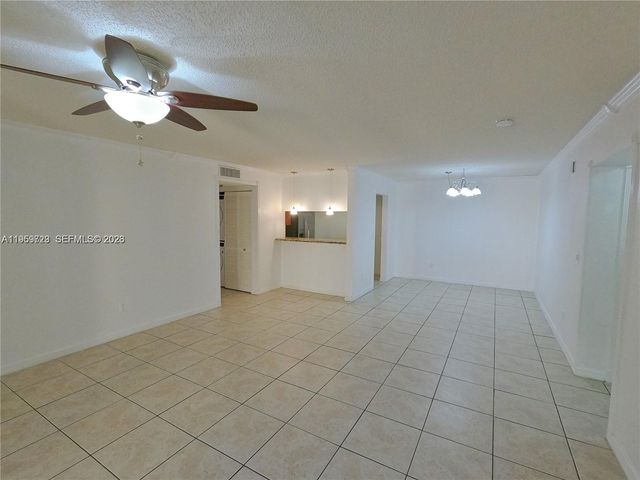 8600 SW 149th Ave 612, Miami, FL 33193