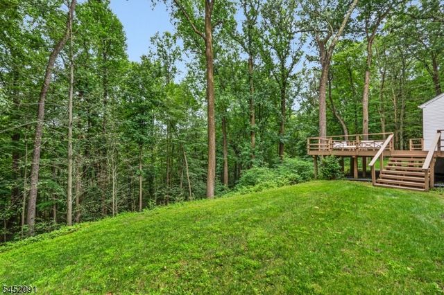 31 Warren Cutting, Chester Twp., NJ 07930