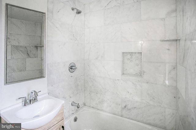 15 FRANKLIN AVE, Phoenixville, PA 19460