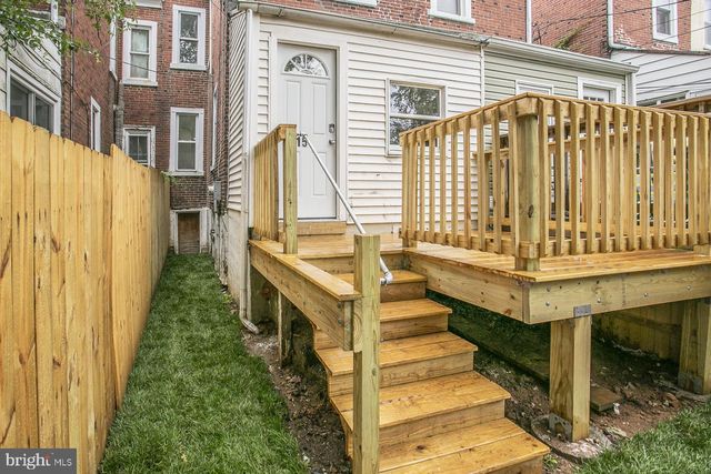 15 FRANKLIN AVE, Phoenixville, PA 19460