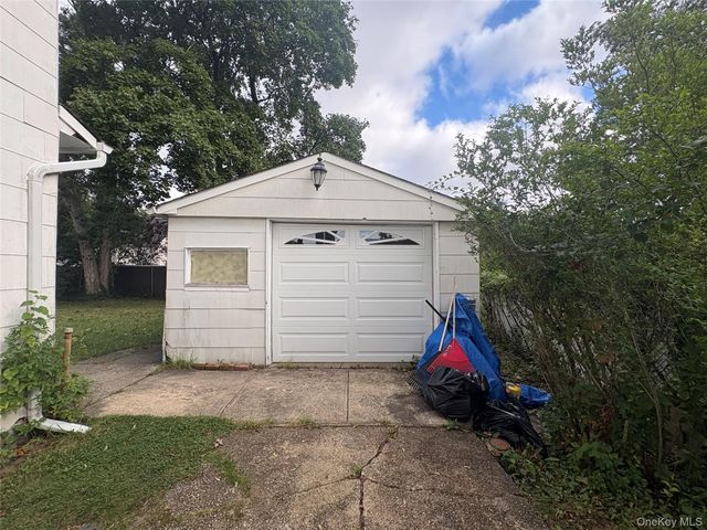 771 Windmill Avenue, West Babylon, NY 11704