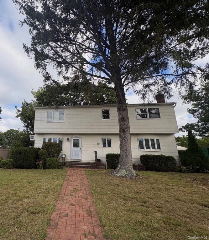 771 Windmill Avenue, West Babylon, NY 11704