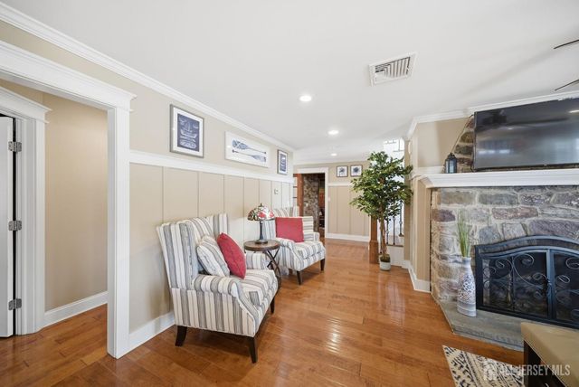 84 W Shore Road, Morris Twp, NJ 07834