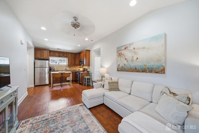 84 W Shore Road, Morris Twp, NJ 07834