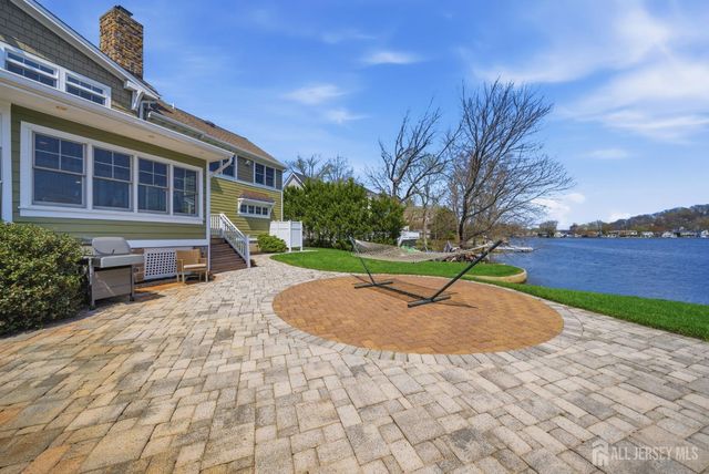 84 W Shore Road, Morris Twp, NJ 07834