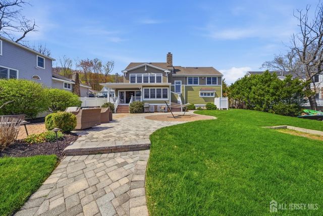 84 W Shore Road, Morris Twp, NJ 07834