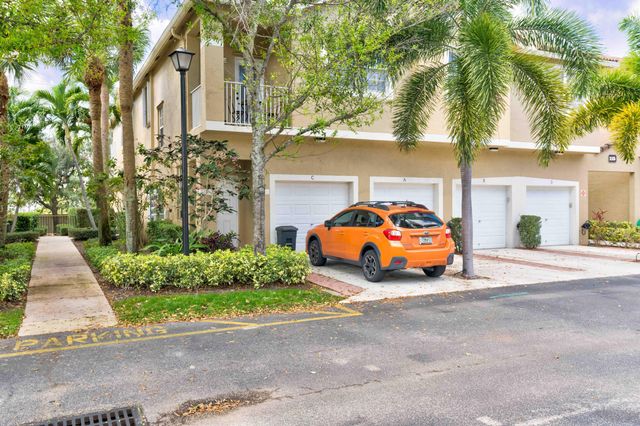 115 Lighthouse Circle B, Tequesta, FL 33469
