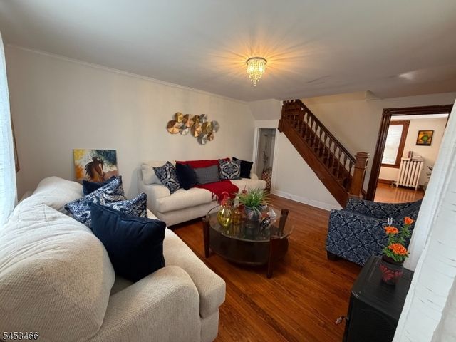 413 Pine St, Roselle Boro, NJ 07203
