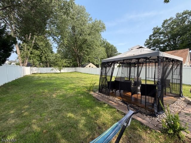 413 Pine St, Roselle Boro, NJ 07203