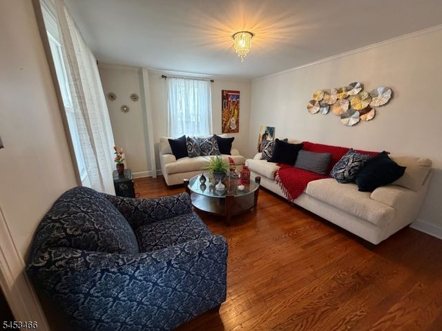 413 Pine St, Roselle Boro, NJ 07203