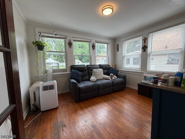 413 Pine St, Roselle Boro, NJ 07203