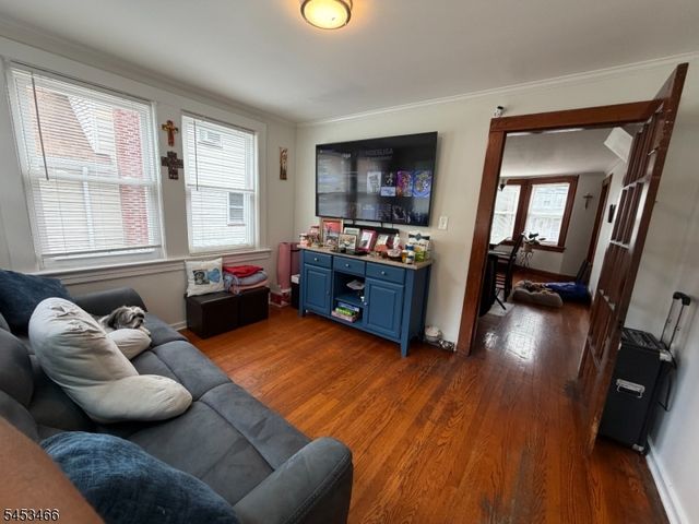 413 Pine St, Roselle Boro, NJ 07203