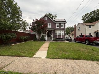 413 Pine St, Roselle Boro, NJ 07203