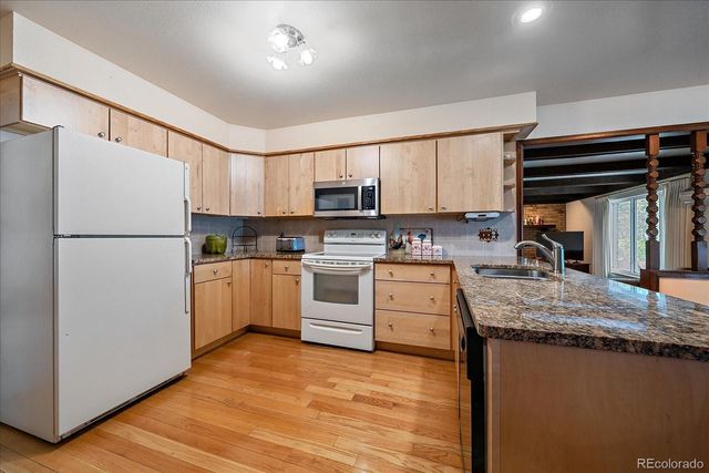 3121 Oak Street, Lakewood, CO 80215