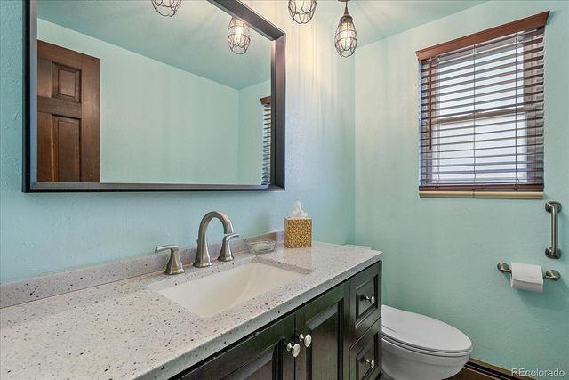 3121 Oak Street, Lakewood, CO 80215