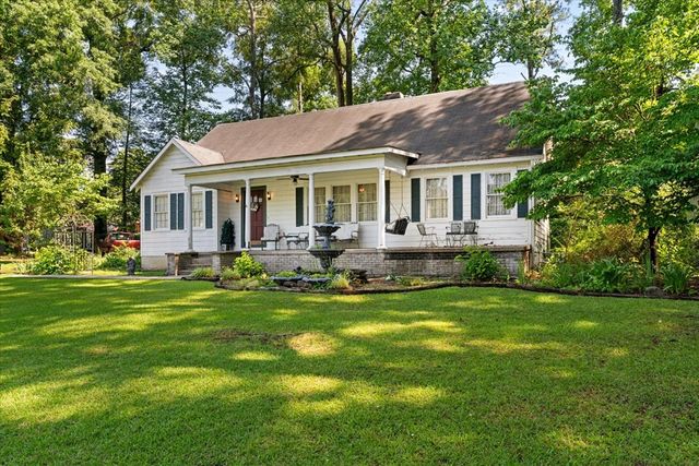 606 Woodland Drive, Dalton, GA 30721
