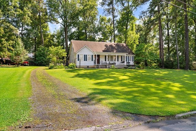 606 Woodland Drive, Dalton, GA 30721