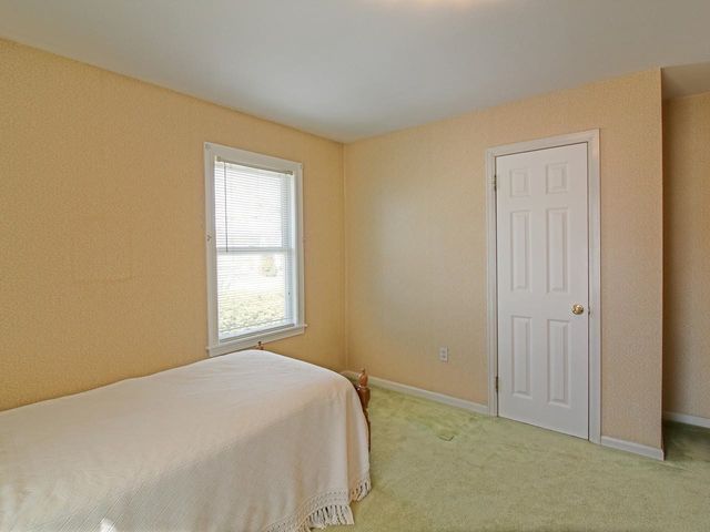 112 Abnaki Avenue, Essex Junction, VT 05452
