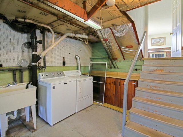 112 Abnaki Avenue, Essex Junction, VT 05452