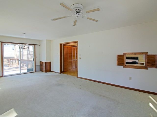 112 Abnaki Avenue, Essex Junction, VT 05452