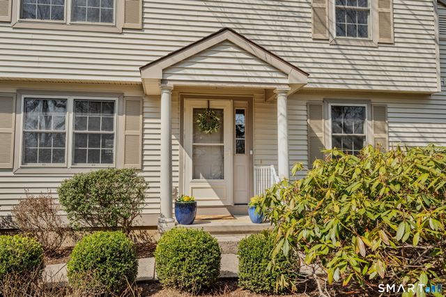 5 Cherry Blossom Lane 5, East Lyme, CT 06357