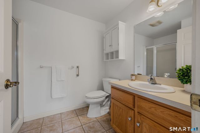 5 Cherry Blossom Lane 5, East Lyme, CT 06357