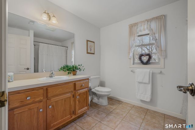 5 Cherry Blossom Lane 5, East Lyme, CT 06357