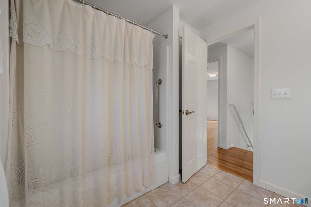 5 Cherry Blossom Lane 5, East Lyme, CT 06357