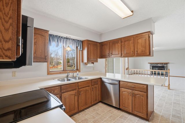 14075 Dartmouth Path, Rosemount, MN 55068