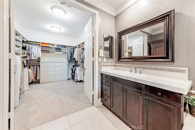 26915 Alder Court, Valencia, CA 91381