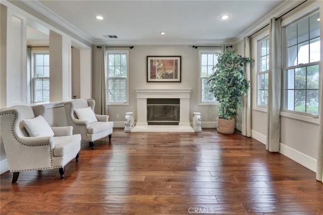 26915 Alder Court, Valencia, CA 91381