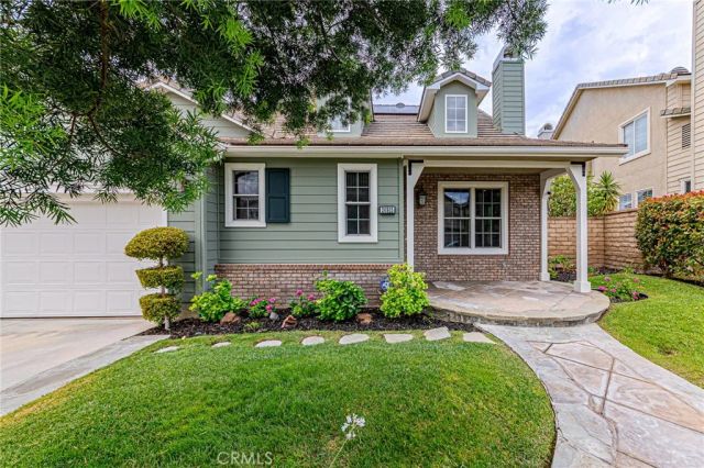 26915 Alder Court, Valencia, CA 91381
