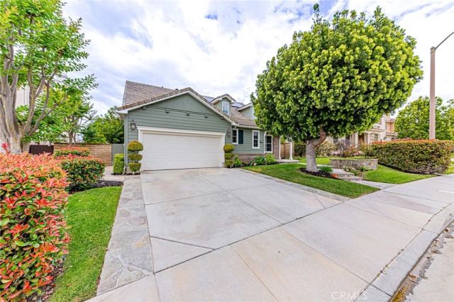 26915 Alder Court, Valencia, CA 91381