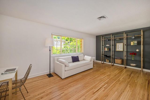 9798 Blue Lake Dr, Folsom, CA 95630