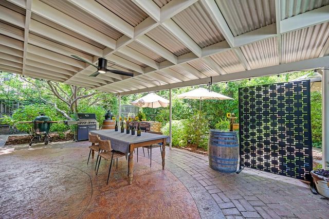 9798 Blue Lake Dr, Folsom, CA 95630