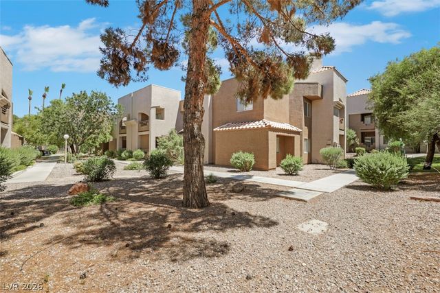6869 Tamarus Street 202, Las Vegas, NV 89119