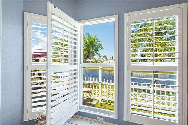 8512 Marlberry Court, Port St Lucie, FL 34952