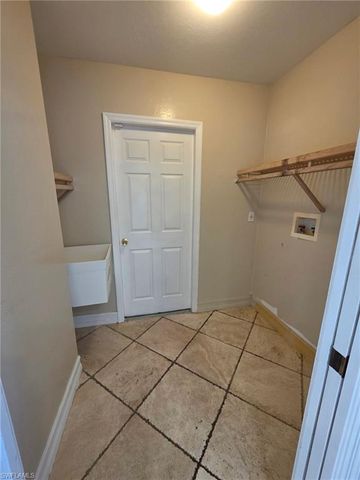 820 Rue Labeau CIR, Fort Myers, FL 33913