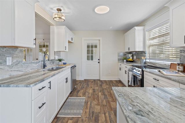 1416 Garreth Road, Iowa, LA 70647