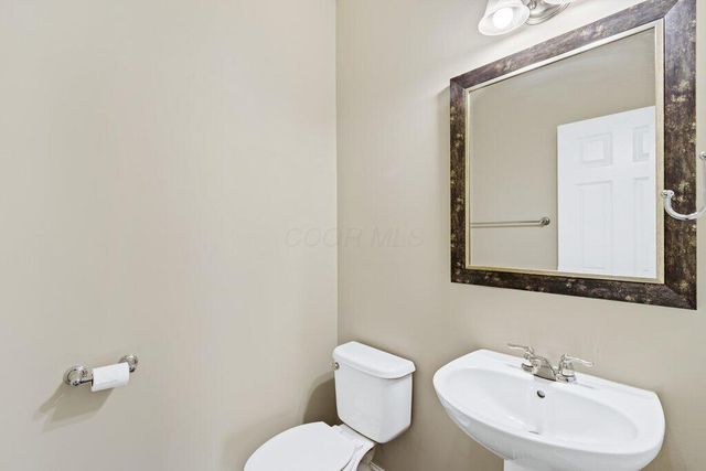 375 Giovanna Avenue, Columbus, OH 43213