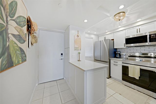 1591 BEACH ROAD 202, Englewood, FL 34223