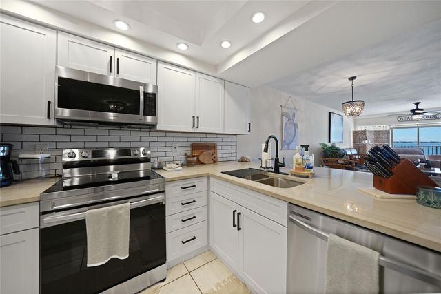 1591 BEACH ROAD 202, Englewood, FL 34223